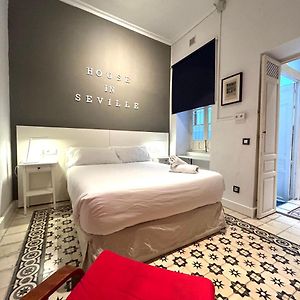Home In Seville V33-B